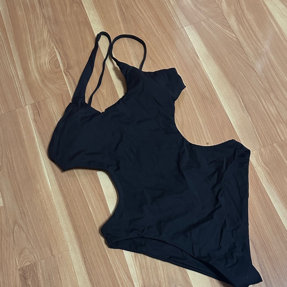 Chic Black Cutout One-Piece Swimsuit